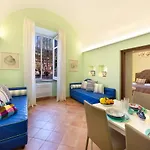Estate4home - Henry House *