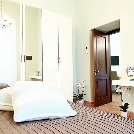 Casa vacanze Estate4home - Henry House